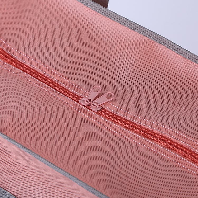 Non Woven Bed Quilt Blankets Zipper Bags