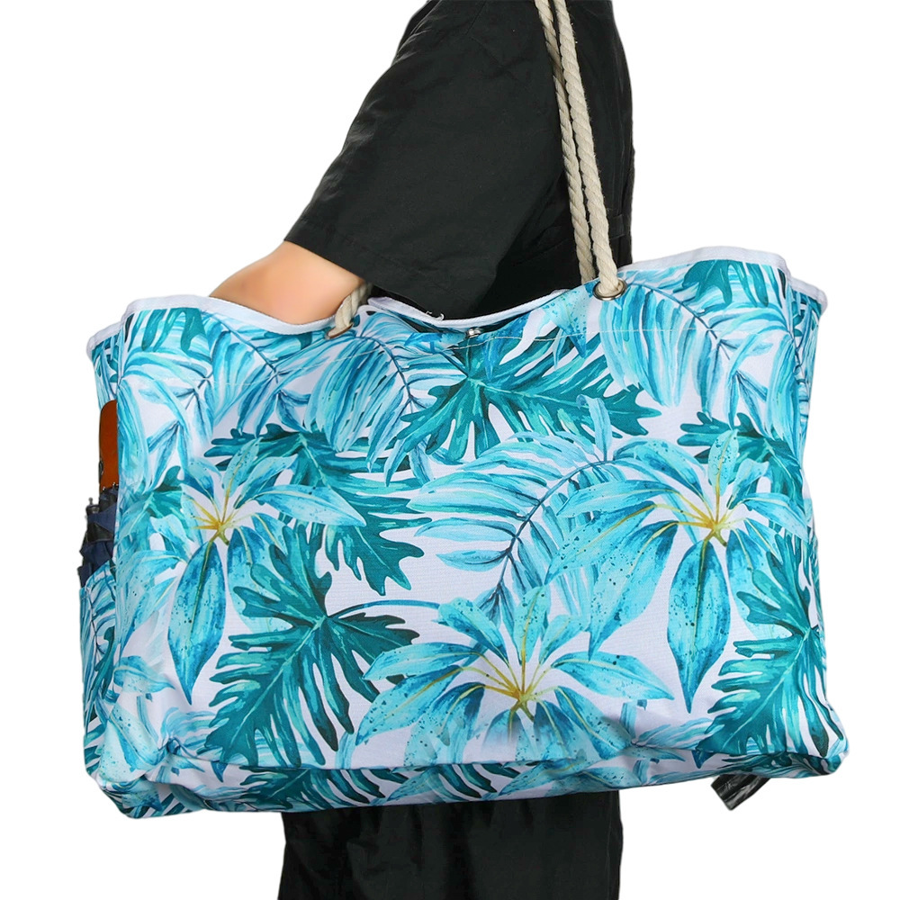 High-capacity canvas tote bag with handle zipper