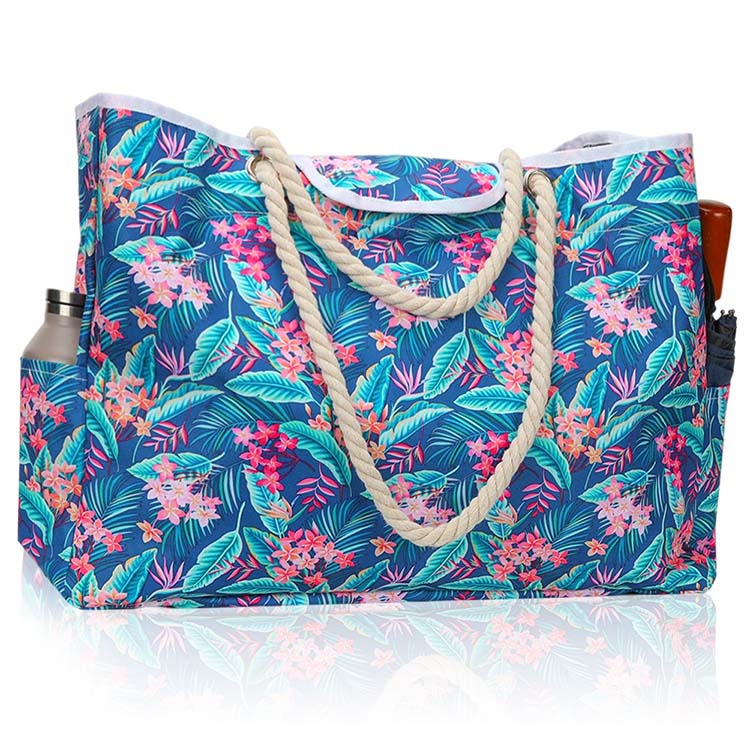 High-capacity canvas tote bag with handle zipper
